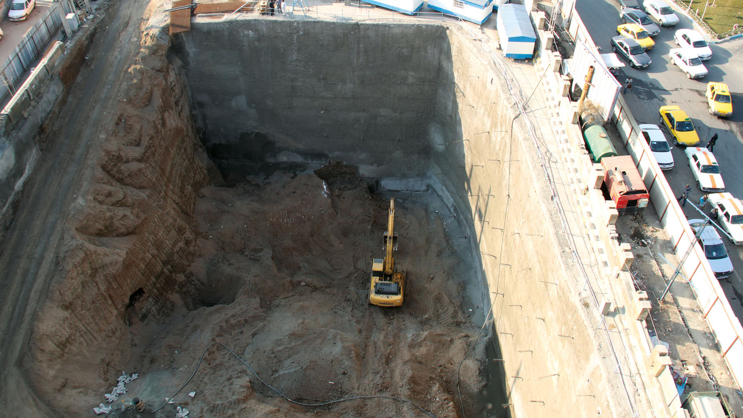 مجتمع تجاری-اداری زاگرس کرج 01